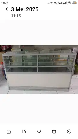 Etalase bekas counter