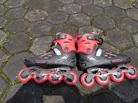Sepatu roda growth power
