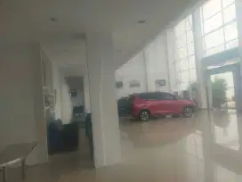 Tempat Usaha Raya Menganti, Lidah Kulon STRATEGIS