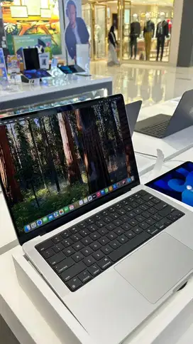 Macbook air M3 16 GB / 256 GB