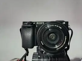 Sony Alpha A6000 Kit 16-55MM