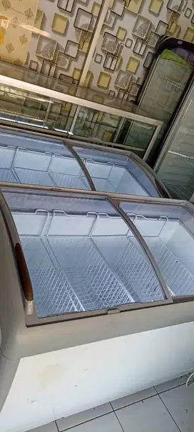 Freezer Box Sliding Glass GEA Full Keranjang
