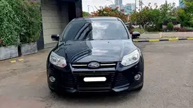 km41rb ford focus s hatchback 2014 pakai 2015 hitam matic sunroof