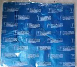 Kantong plastik cap Tongkat Emas