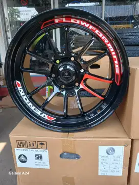 Venom 5 ring 18 lebar 9 pcd 6x139,7 ET 0 flow forming 4pcs