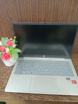 LAPTOP HP 14 em0332AU em0333AU