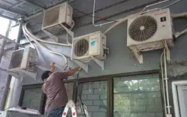 Service AC tidak dingin , Cleaning ac Dll