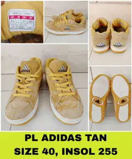 PL ADIDAS TAN SIZE 40