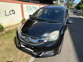 Mobilio type E metik pajak hidup
