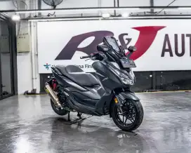 Honda Forza 250
