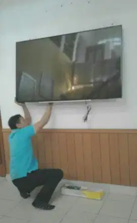 pasang dan jual bracket buat gantungan tv led lcd di tembok kuat kokoh