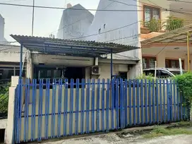 DIJUAL RUMAH KELAPA GADING 108m2 HADAP SELATAN,NYAMAN,KODE BD