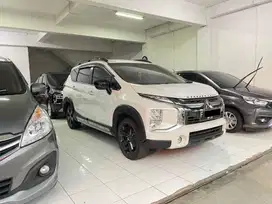 LOW KM & TIPE TERTINGGI...XPANDER CROSS ROCKFORD BLACK EDITION