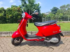 DIJUAL PIAGGIO VESPA LX 125 I-GET TAHUN 2021 (GOOD CONDITION)