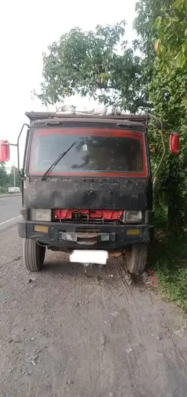 Truk mitsubishi FM517H Th 91