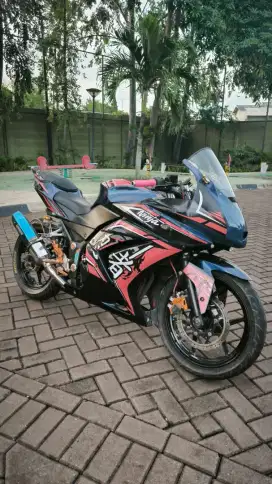 Kawasaki Ninja 250 Dua silinder tahun 2010