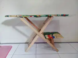 Meja Setrika Berdiri