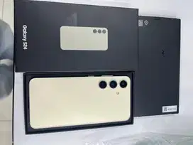 SECOND SAMSUNG S24 8/25 Yellow