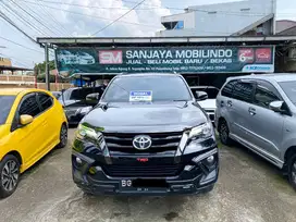 Fortuner VRZ TRD 2.4 A/T 2019/2020,Km 70rb