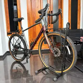 Sepeda Gravel Polygon Bend R5 Groupset Shimano GRX Hydraulic
