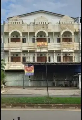 Jual Cepat Ruko 3 pintu 4 lantai