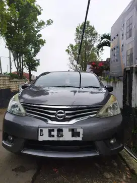 Nissan Grand Livina 2014