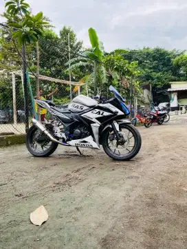 Honda cbr 150 cc facelift modif