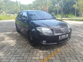 Di jual Vios e manual.bukan ex taksi tinggal pake