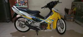 Satria hiu asli kuning tahun 2004