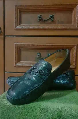 BALLY Sepatu Kulit Pria