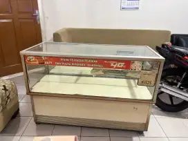 Etalase bekas counter 2 unit