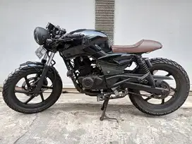 Motor Custom Bratcafe Caferacer Japstyle Bajaj Pulsar 180 DTSI UG4 201