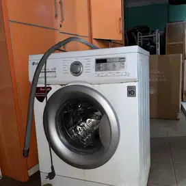 Mesin Cuci LG Inverter Direct Drive Kapasitas 8kg