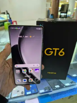 Realme GT6 12/256gb