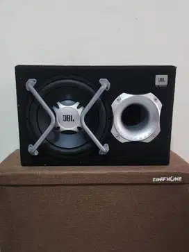 Subwoofer Aktif JBL GTO-1240P