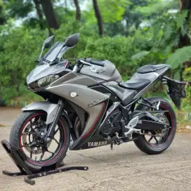 YAMAHA YZF R25 GREY 2016 KM LOW SIAP NONGKI