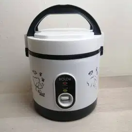 BOLDe Rice cooker mini Kecil Portable Super Cook 0.6L Kos Kosan Bekas