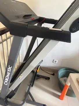 Treadmill kinetic azko