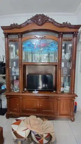 Buffet TV / Liswar