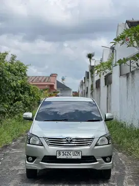 Dijual cepat innova G Luxury A/T 2.0 superr