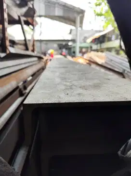 Dijual UNP 300 atau KANAL U 300