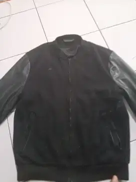 Jaket kulit Zara man