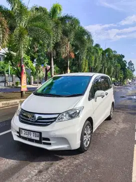 Freed E PSD 2013 AT Facelift Penawaran Terbaik PROMO TDP Termuraaah