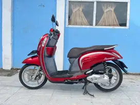 Scoopy 2016 Merah