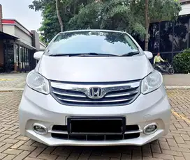 HONDA FREED S AT 2013 HARGA CASH MURAH MOBIL SIAP PAKAI