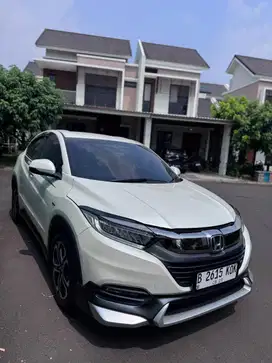 HONDA HR-V SE Mugen 2019 White Putih Ganteng Kondisi 90% Mulus