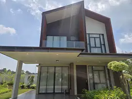 DIJUAL RUMAH 2 LANTAI MEWAH THE SANCTUARY SENTUL CITY BOGOR DEKAT TOL