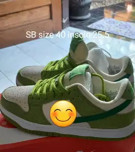 Sepatu NK SB hijau Putih