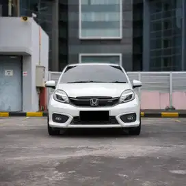 Honda BRIO RS 1.2 CVT 2017