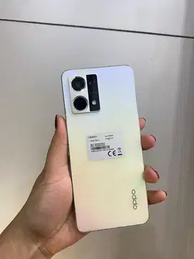 Oppo Reno 8 8/256GB full set mulus no mines